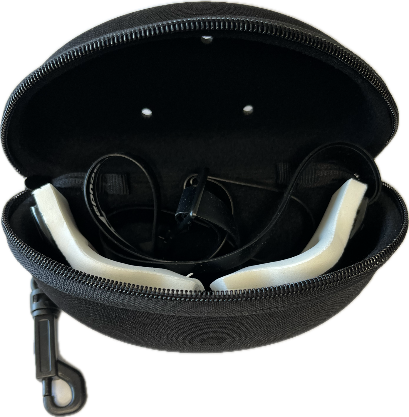 The Barracuda Goggles Zippered Protective Case is an open molded neoprene hard case featuring a high-strength zipper, designed to store goggles and more securely. The Barracuda Goggles Zippered Protective Case is an open molded neoprene hard case featuring a high-strength zipper, designed to store goggles and more securely.