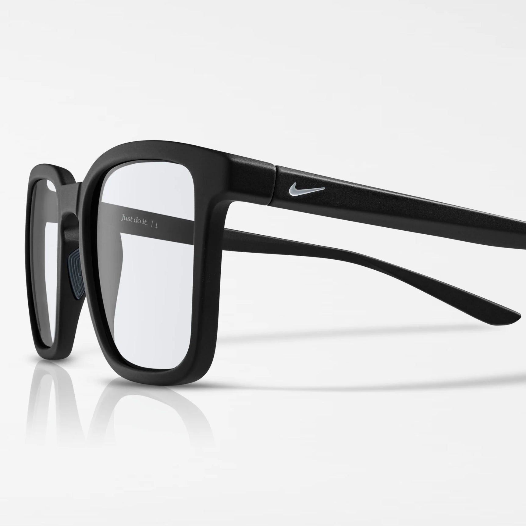 Nike CIRCUIT BL MI FB9733 Sunglasses Matte Black / Blue Light Nike CIRCUIT BL MI FB9733 Sunglasses Matte Black / Blue Light