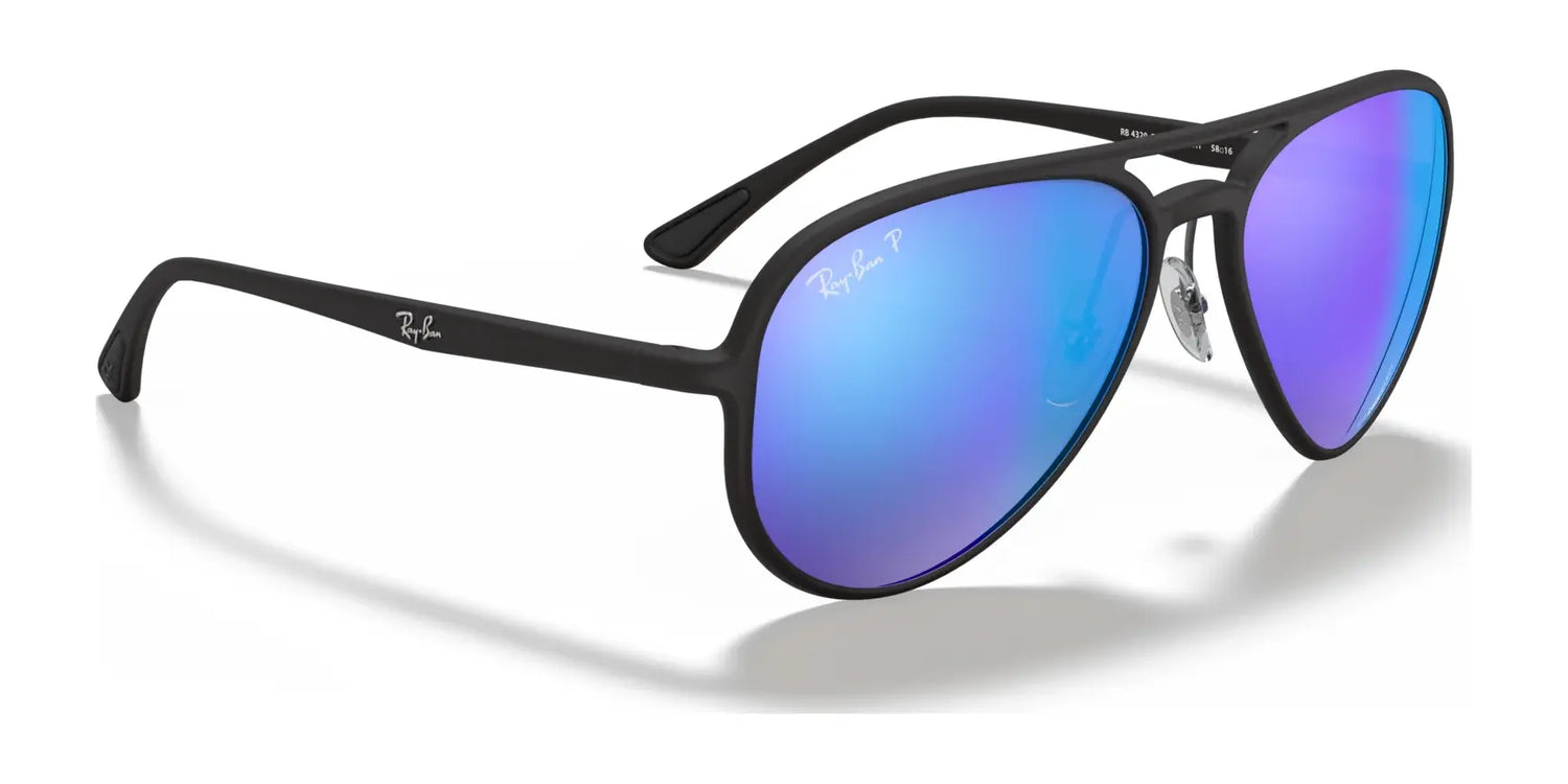 Ray-Ban RB4320CH Sunglasses | Size 58 Ray-Ban RB4320CH Sunglasses | Size 58