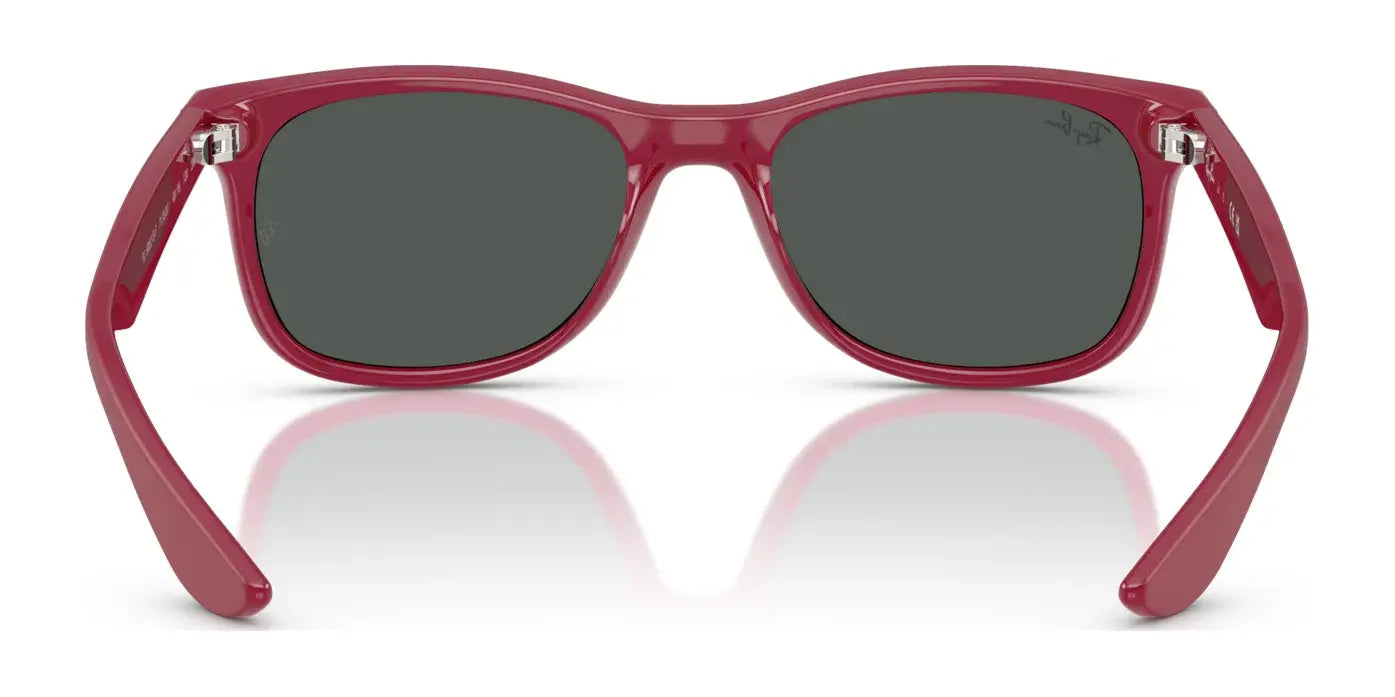 Ray-Ban JUNIOR NEW WAYFARER RJ9052SF Sunglasses | Size 50 Ray-Ban JUNIOR NEW WAYFARER RJ9052SF Sunglasses | Size 50