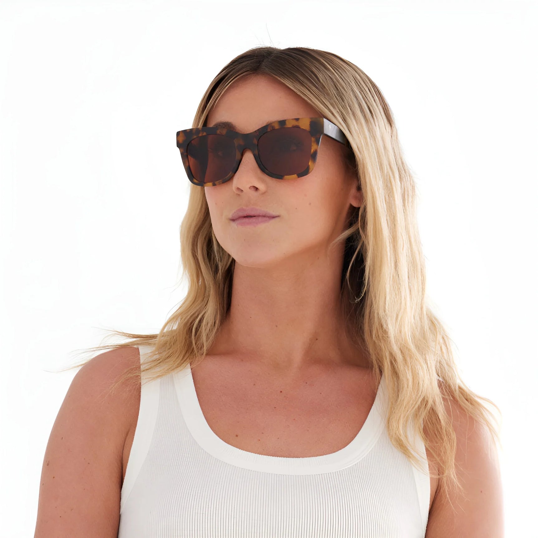 Electric Capri Sunglasses | Size 52