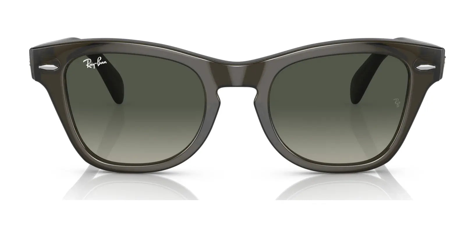 Ray-Ban RB0707S sunglasses, featuring green, square-shaped acetate frames with polarized lenses, reflect light on a white surface. The iconic logo is proudly displayed on the top left corner, merging style and functionality perfectly.