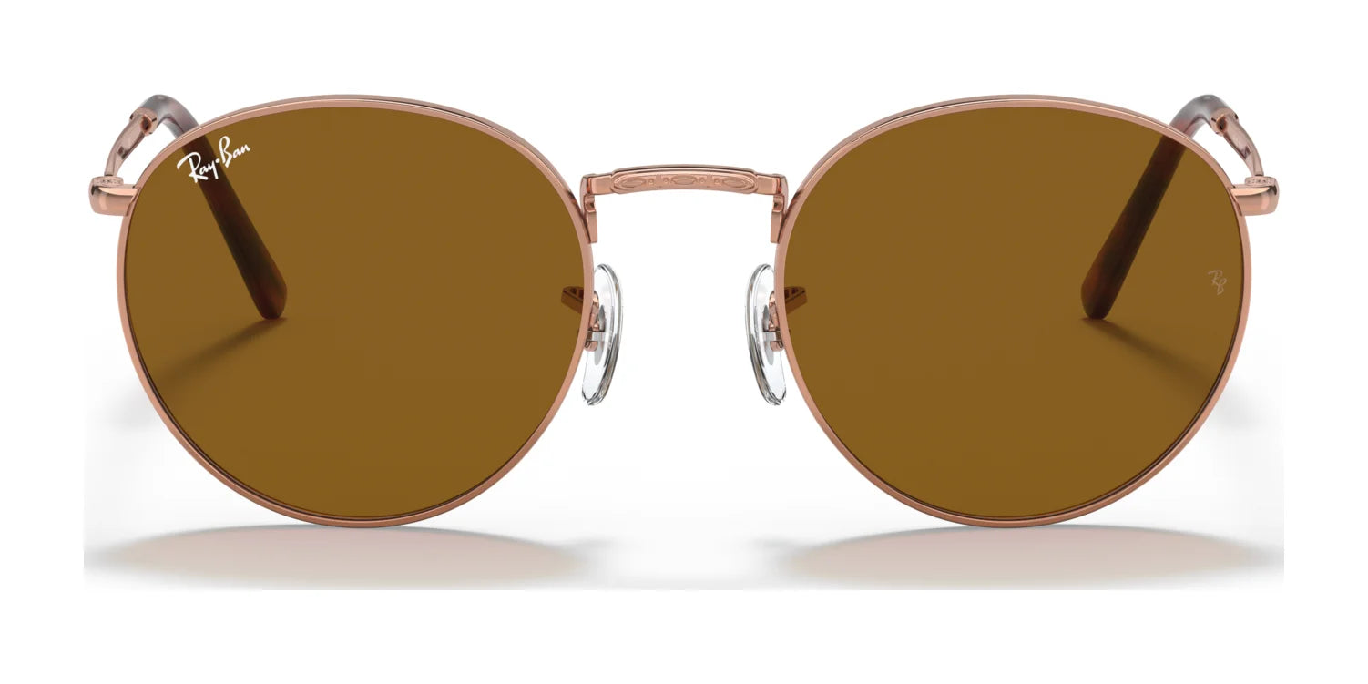 These Ray-Ban NEW ROUND RB3637 sunglasses have thin gold frames, clear nose pads, and premium engravings for elegance.