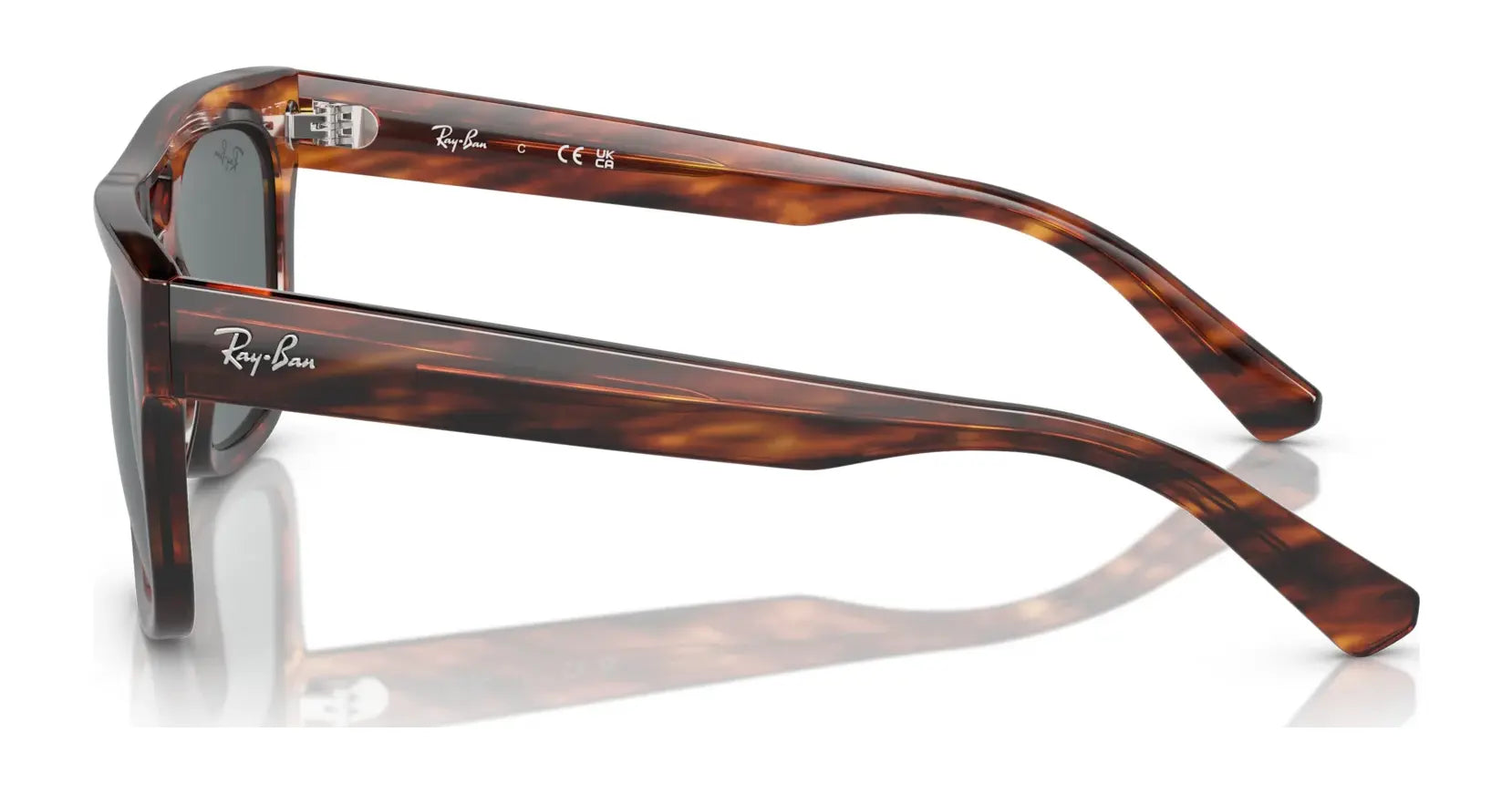 Side view of Ray-Ban PHIL RB4426 sunglasses, featuring a squared silhouette with tortoiseshell design, glossy finish, green lenses, and bio-based acetate arms decorated with the iconic logo. Size 54.