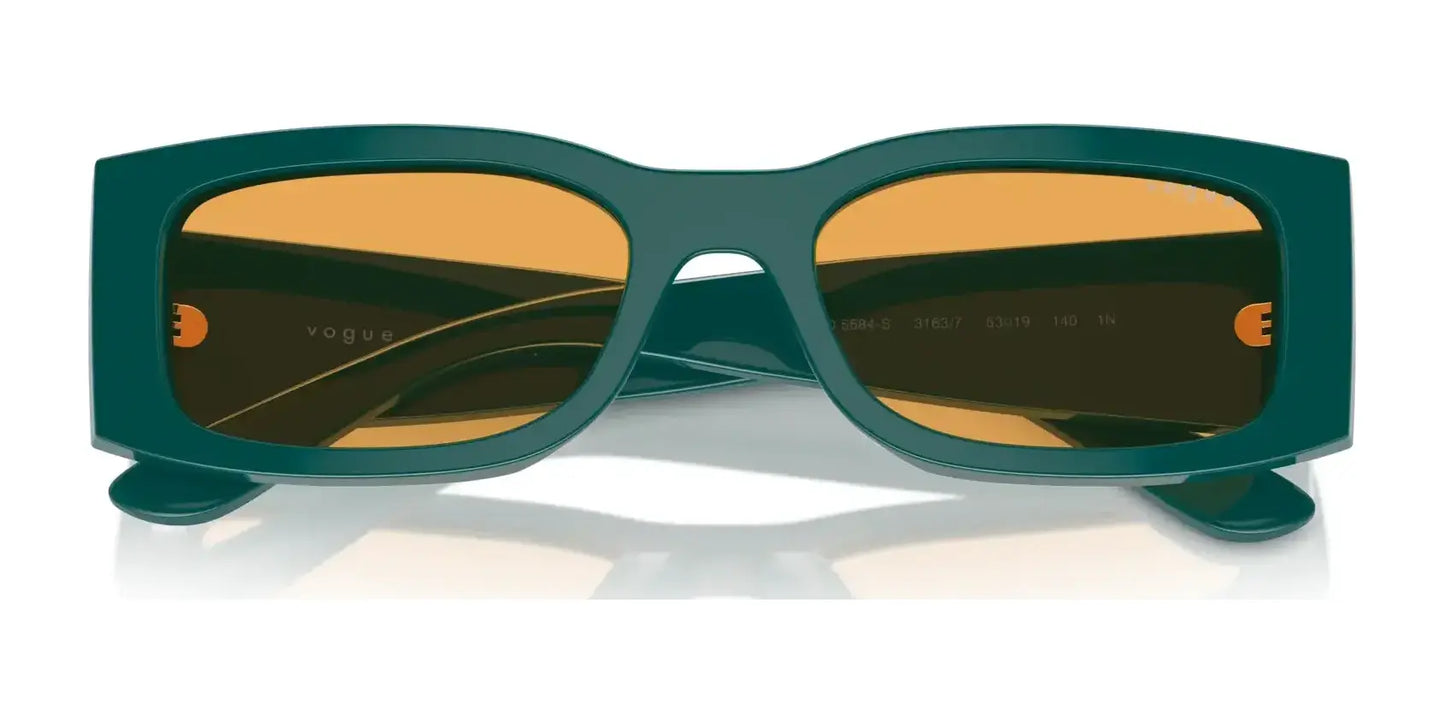 Vogue VO5584S Sunglasses | Size 53