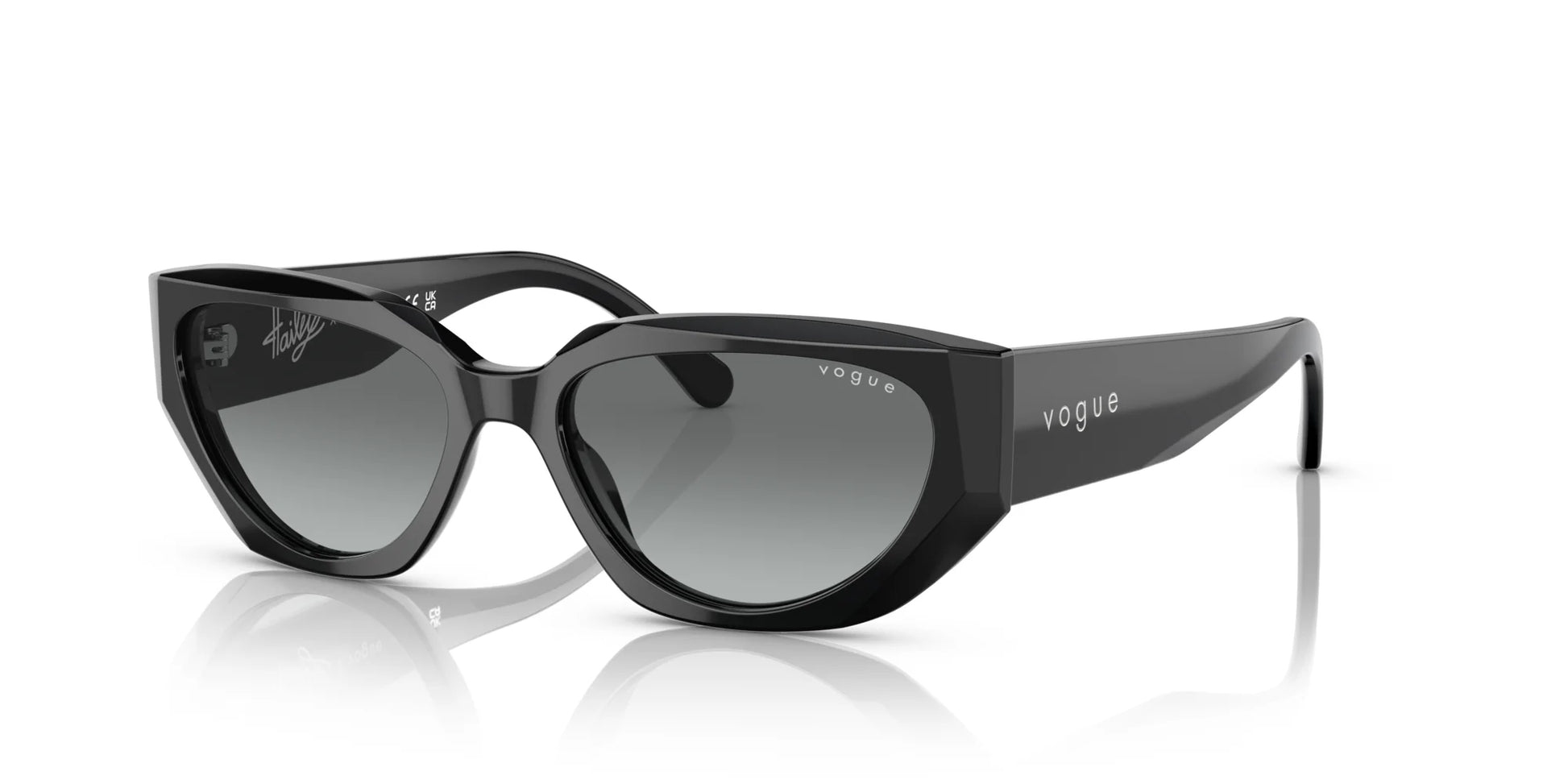Vogue VO5438S Sunglasses Black / Grey Gradient